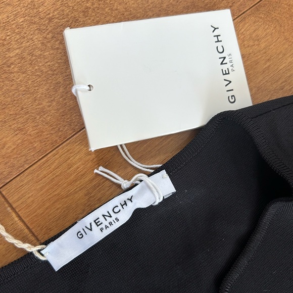 Givenchy XS & L Lace Sleeve Short Dress - Picture 2 of 9